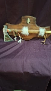 2004 WMG Native American Indian Bear Tomahawk Plaque Wall Hanging Display Plaque - Picture 1 of 5