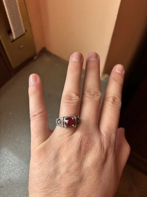 Anello in argento 925 brunito con granato naturale - Immagine 1 di 2