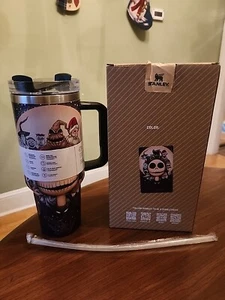 Nuevo vaso Stanley Pesadilla antes de Navidad 40 oz Jack Sally Zero Holiday Cup - Imagen 1 de 10