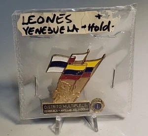 LIONS CLUB VENEZUELA & NETHERLANDS ANTILLES PIN - Picture 1 of 3