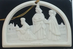 AVON The Porcelain Nativity Ornament Collection - The Three Magi 1985 - Picture 1 of 10