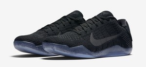 kobe xi black