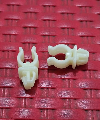 DAIHATSU FEROZA ROCKY FOURTRAK SPORTRAK FRONT HOOD SUPPORT CLAMP SET NEW Foto 1 de 4