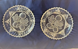 Fruit design Vin. Clear Glass Serving Dish w/Scalloped Edges (5 3/8") Set of 2 - Picture 1 of 2