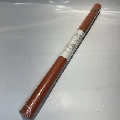 Papel pintado floral vintage F. Schumacher rojo 60,75 pies cuadrados Foto 1 de 4