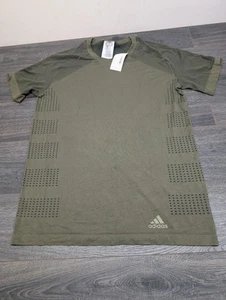 Adidas Ultra Light T Shirt - Mens Size Medium - Green - Picture 1 of 11