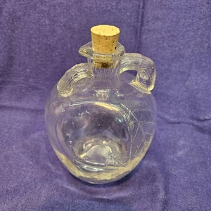 Vintage White House APPLE (shape) CIDER VINEGAR LEAF Glass Jug 7"  Tall 1930's - Picture 1 of 10