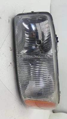 Headlamp Assembly GMC SIERRA 3500 DRIVER 01 02 03 04 05 06 07 - Image 1 of 4