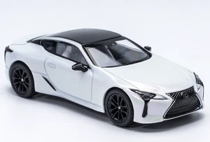 AR 1:64 Scale Pearl White 2018 LC500 Coupe Sports Diecast Metal Toy Collection - Picture 1 of 8