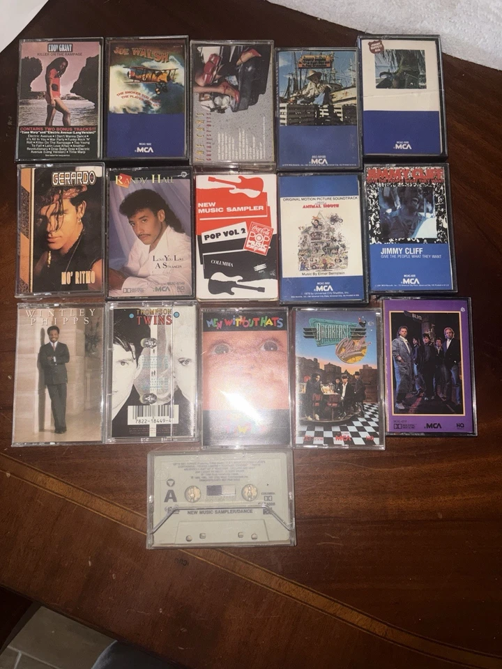 Cassette Tape Lot 16 Cassettes Total. Various Artists - Image 1 of 1