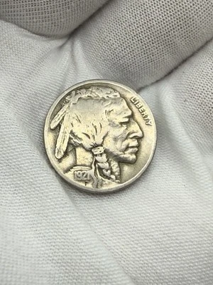 1921-P  BUFFALO NICKEL ~ BETTER DATE ~ F Q26 - Image 1 of 2