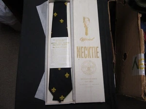 BSA Official Men's Necktie for Civilian Wear, 1960-70's  Gold FDL on Black - Picture 1 of 2