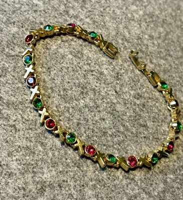 Pulseira Cruz de Ouro Vermelho Verde Strass Natal Religioso - Imagem 1 de 3