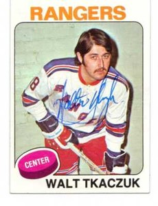 Walt Tkaczuk 1975-76 Topps Card #128 Signed