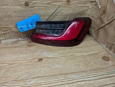 Luz trasera pasajero BMW 330I 2019-2022, 63215A3BC68 Foto 1 de 4