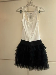 Vestido sin mangas Miley Cyrus falda de tul espalda corredora negro crema MEDIANO BCBG MAX AZURIA - Imagen 1 de 4