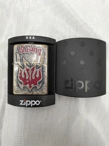 Accendino Zippo 01 Fiammeggiante - Foto 1 di 12