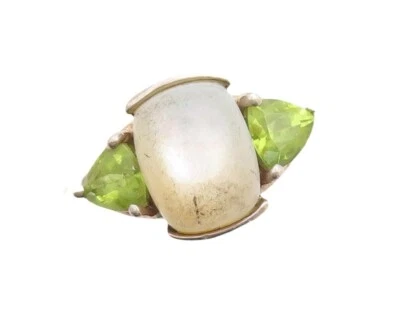 925 Sterling Silver Vintage Ring Cabochon Gemstone Triangle Peridot Sz 9 RG31228 - Image 1 of 4