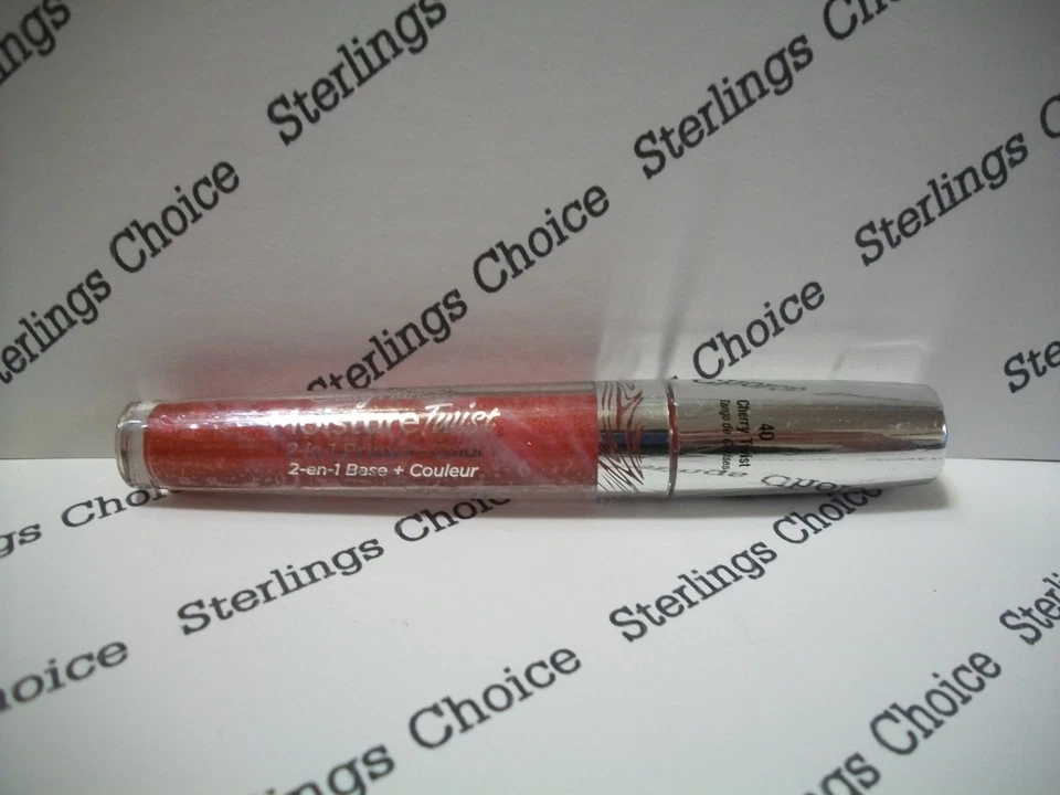 Imprimación 2 en 1 y brillo de labios de color Sally Hansen Moisture Twist #40 Cherry Twist Foto 1 de 1