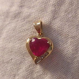 9ct Gold Ruby and Diamond Heart Shaped Pendant - Picture 1 of 3