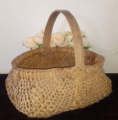 Cesta de recolección tejida a mano nativa vintage Foto 1 de 4