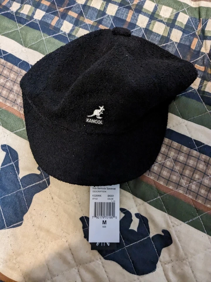 Kids Kangol Bermuda Spacecap Size Medium Black K3289KK Foto 1 de 1