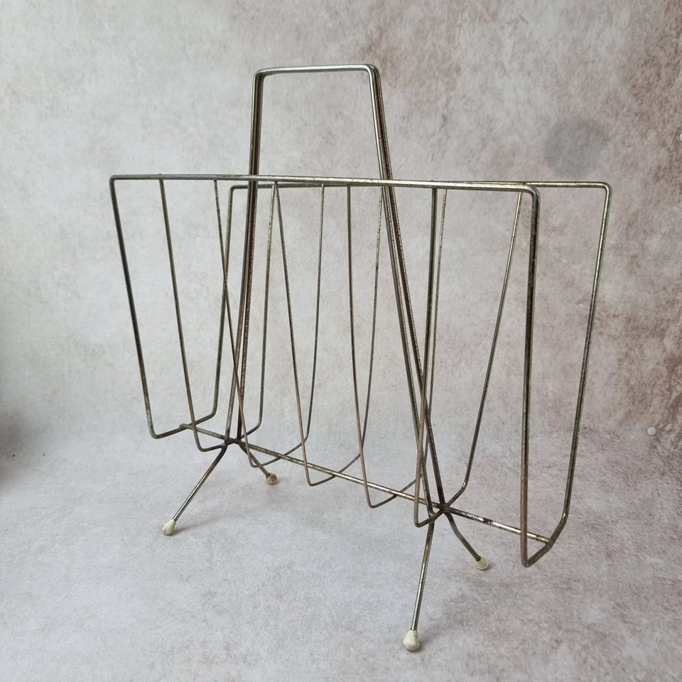 Porte-Revues Vintage en Métal Doré - À Restaurer - Photo 1/4