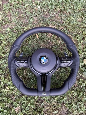 BMW M STEERING WHEEL F10 F11 F07 F06 F12 F13 F01 F02 F03 F04  - Image 1 of 4