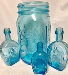 4 Blue Bottle / Jars  1 Ball Jar  &  3 Small (3.5-4.5”) Bottles - Bild 1 von 12