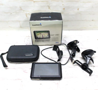 Garmin NUVI 1390T GPS  Navigation System with Charger & Mount bundle - Image 1 of 4