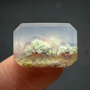 Tiny Scenic Moss Agate Cabochon 17x12x4.5mm High Quality 10.5 ct - Picture 1 of 7