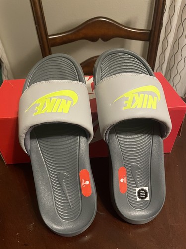 Nike Victori One Slide