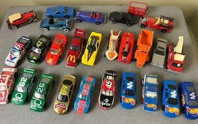 Lote De 27 Hot Wheels Nascar De Colección Años 90 + Otros Foto 1 de 4