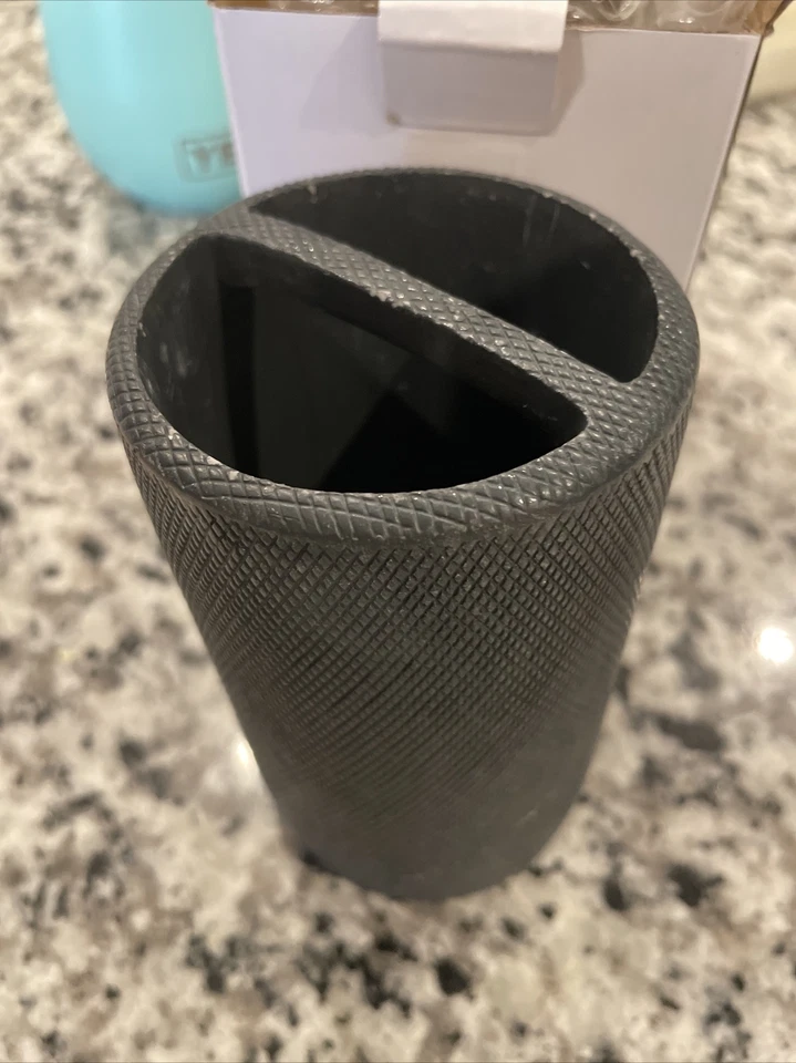 Kassatex mesh toothbrush holder in gray - Image 1 of 1