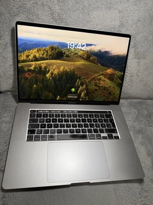 Apple MacBook Pro 16 Zoll Intel I9-9980 2,4Ghz 64GB Ram 1TB SSD QWERTZ Top Zust. - Bild 1 von 4
