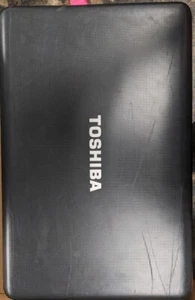 Toshiba Satellite C875-S7304 - Picture 1 of 4