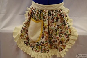RETRO VINTAGE AÑOS 50 ESTILO MEDIO DELANTAL / PINNY - FRUTAS DE VERANO en CREMA - Imagen 1 de 4
