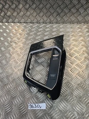 2018 PEUGEOT 3008 GT LINE SPORT GEAR STICK SURROUND GAITOR TRIM 9814833477 - Image 1 of 4