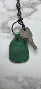 Vintage John Deere Dealer Keychain Evergreen Tractor Lebanon PA With Key - Picture 1 of 4