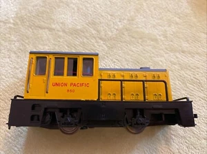 Union Pacific 850 Train Car HO Scale  - Picture 1 of 6
