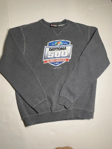 53rd Annual Daytona 500 Sweater..size Medium Cover