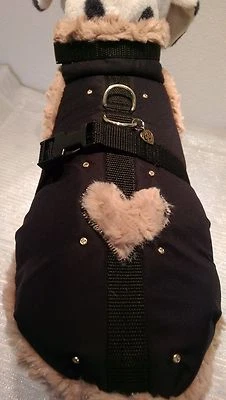 MASI DOGSDESIGN Wintermantel Hundemantel Mantel-Geschirr S schwarz Hunde Herz Strass Gurtband