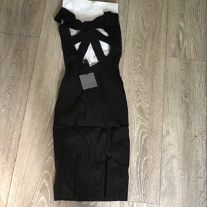 ASOS Petite ladies black back strap stretch dress SIze 6 NEW clearance price - Picture 1 of 3