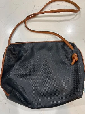 Auténtico bolso de hombro BOTTEGA VENETA Marco Polo negro PVC F01211692 Foto 1 de 4