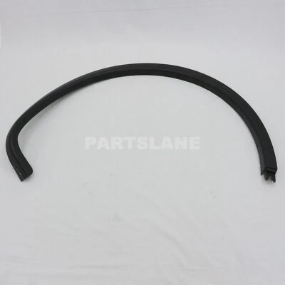 Moldura de filete trasero derecho Infiniti FX30d FX35 FX37 FX50 QX70 OEM 78860-1CB0B Foto 1 de 3