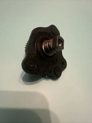 OEM Part Spindle Gear Assy For DeWalt DCS575/578 7 1/4 FlexVolt Circular Saw 60V - Image 1 of 4