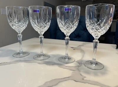 Juego de 4 copas de vino multiusos Marquis By Waterford Crystal Markham Foto 1 de 4