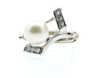 14K WHITE GOLD DIAMOND PEARL STONE LADIES RING SIZE 2 - Picture 1 of 3