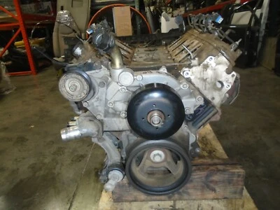 03-04 Chevy Express 2500 Van 4.8L V8 Engine Motor VIN V 8th Digit OEM DK904268 Foto 1 de 4