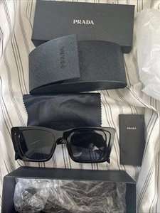 PRADA Unisex Glasses With Case, Box, And Verification Card. - Picture 1 of 4